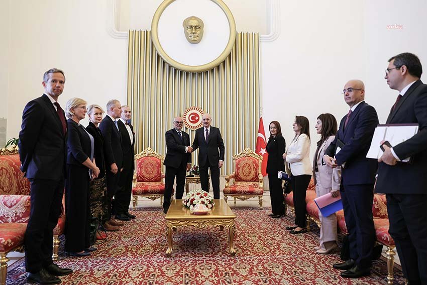 estonya-cumhurbaskani-alar-karis-numan-kurtulmusu-ziyaret-etti