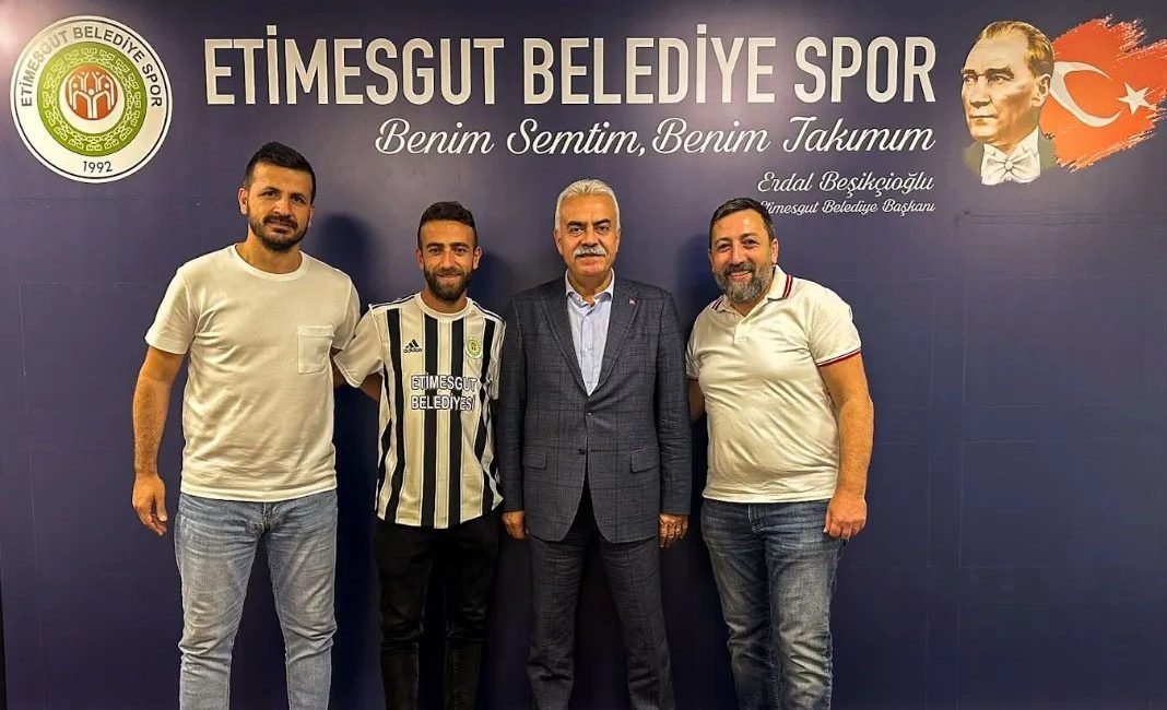 Yeni sezon planlaması kapsamında çalışmalarına ara vermeden devam eden Yönetim
