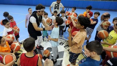 Yenimahalle Belediyesi Spor Kulübü’nün çocuklar için düzenlediği yaz okulları kayıt