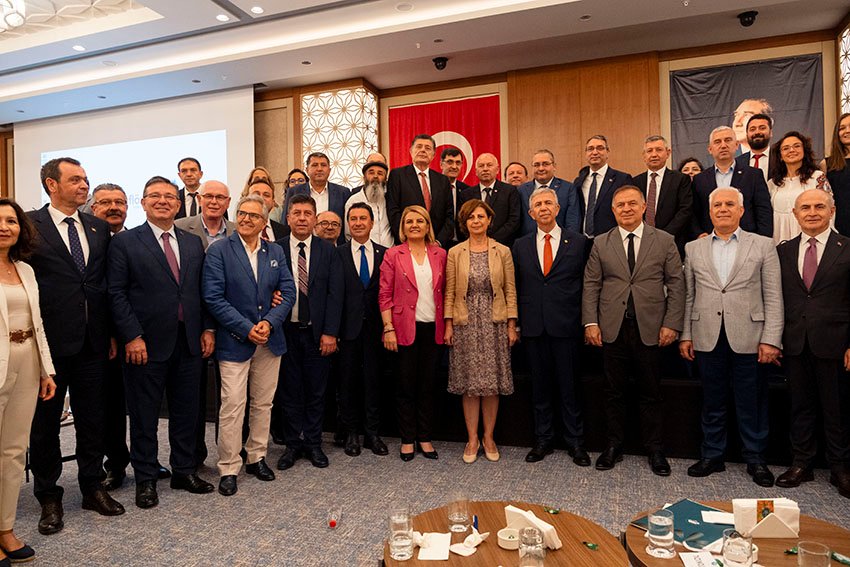 tarihi-kentler-birligi-baskanligina-mansur-yavas-secildi