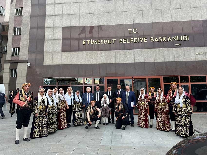 ankara-kulubu-dernegi-genel-baskani-ozaslandan-besikciogluna-hayirli-olsun-ziyareti