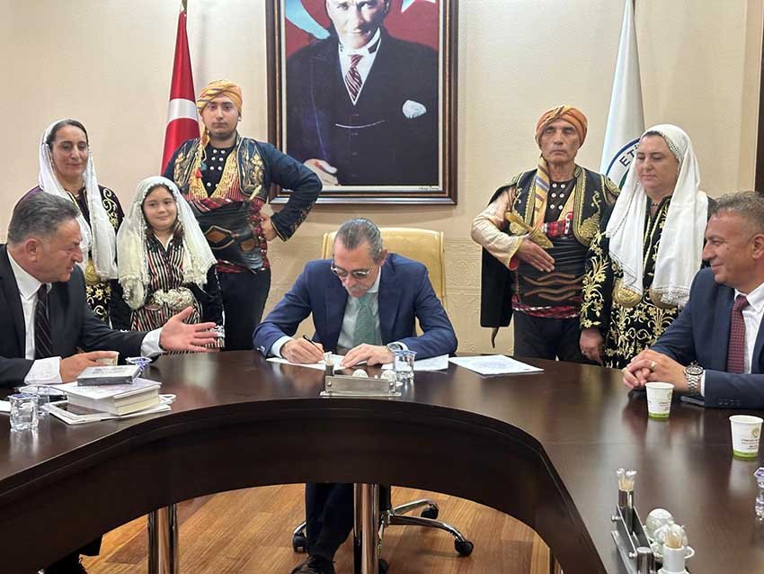 ankara-kulubu-dernegi-genel-baskani-ozaslandan-besikciogluna-hayirli-olsun-ziyareti