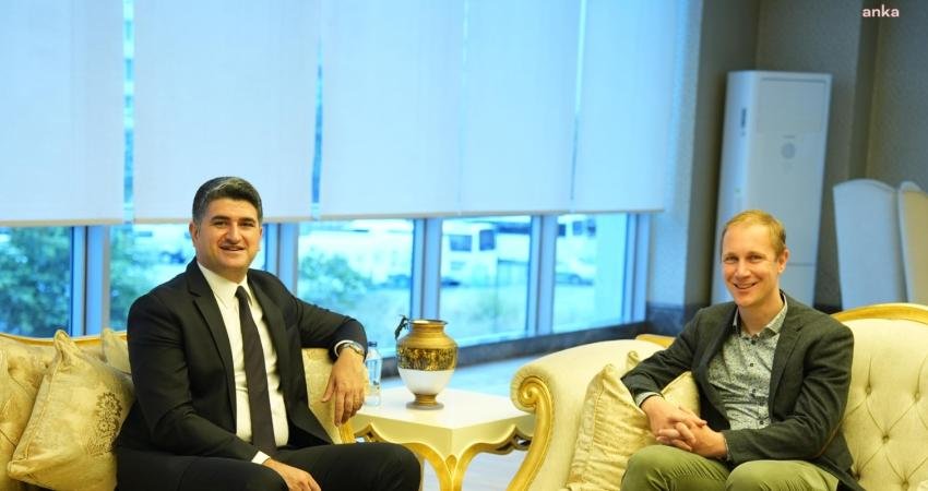 Ataşehir’in kardeş kenti Monheim’ın Belediye Başkanı Daniel Zimmermann, Başkan Onursal