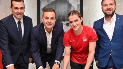 Balıkesir Büyükşehir Belediye Başkanı Ahmet Akın, geçen hafta Paris Olimpiyatları’na