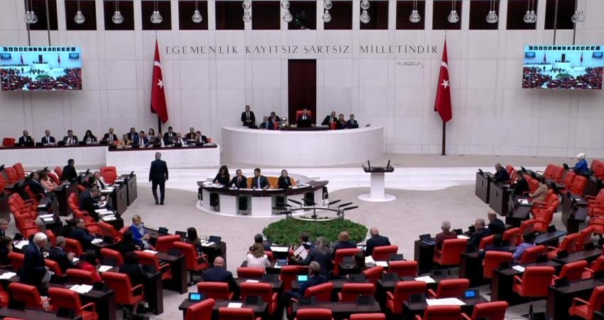 DEM Parti Diyarbakır Milletvekili Cengiz Çandar, Diyarbakır ve Mardin'de çıkan
