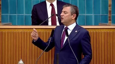 CHP Genel Başkanı Özgür Özel, Hakkari Belediye Başkanı'nın görevden alınması