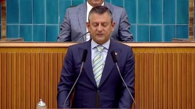  CHP Genel Başkanı Özgür Özel, Hazine ve Maliye Bakanı Mehmet