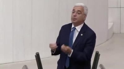 Demokrat Parti (DP) İzmir Milletvekili Salih Uzun, "Şatafat ve israf
