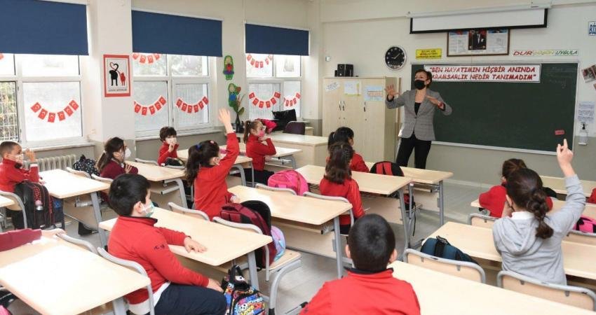 Öğretmenlik Meslek Kanunu’nda değişiklik yapılmasına ilişkin kanun teklifinin ilerleyen günlerde