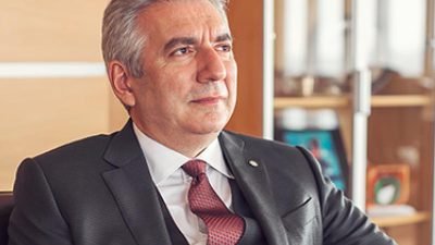 Elektriğe yapılan zamma toplumun değişik kesimlerinden olduğu gibi iş dünyasından