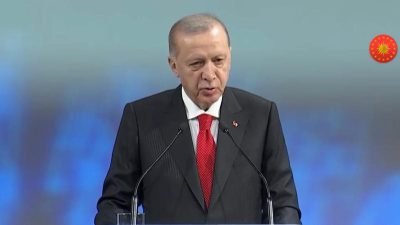 Cumhurbaşkanı Recep Tayyip Erdoğan, Madrid’de Türkiye- İspanya İş Forumu’nda yaptığı