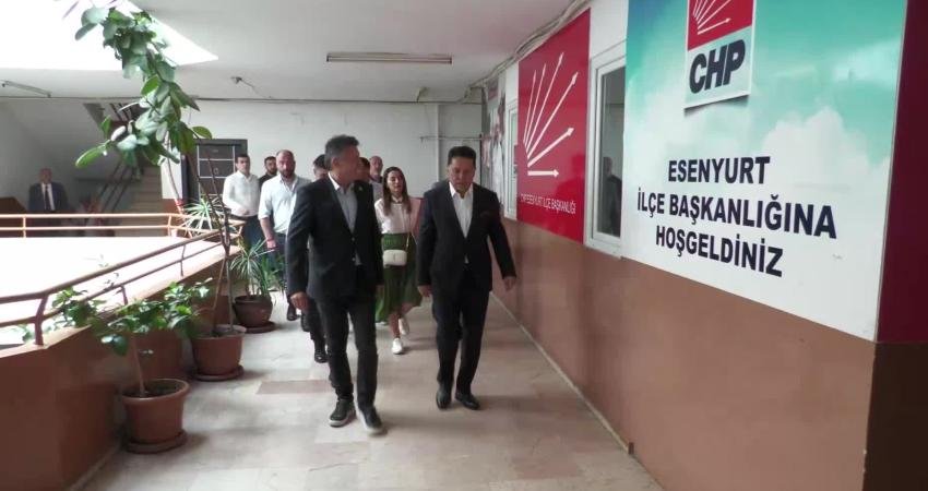 Esenyurt Belediye Başkanı Ahmet Özer, ilçedeki siyasi partilerle ve derneklerle