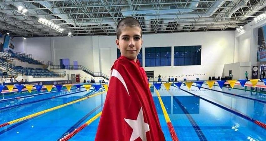 Eskişehir Büyükşehir Gençlik ve Spor Kulübünün Paralimpik Takımı Milli Yüzücüsü