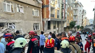 Sabaha karşı Bahçelievler Zafer Mahallesi’nde 1980 yılında yapılmış 4 katlı