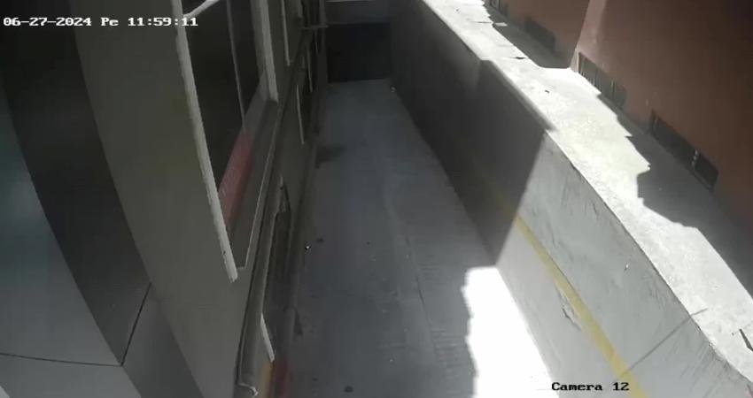 Sabah saatlerinde 4 katlı bir binada çökme olayı yaşanan İstanbul
