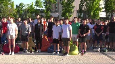 İstanbul'da vatandaşlar, Türkiye A Milli Futbol Takımı'nın 2024 Avrupa Futbol