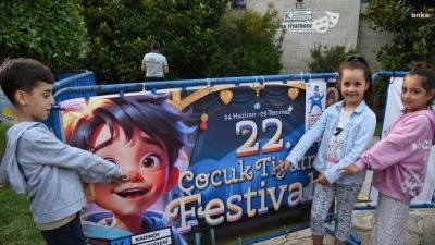 Kadıköy Belediyesi’nin 22 yıldır düzenlediği “Çocuk Tiyatro Festivali” Özgürlük Parkı