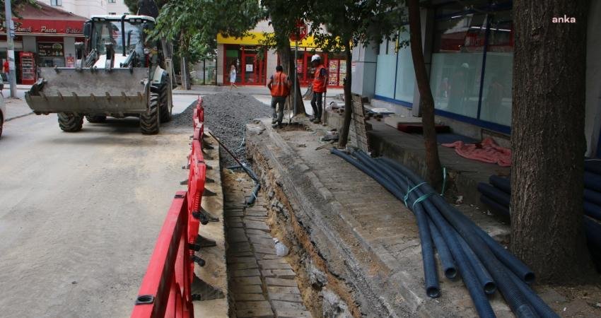Kartal Belediyesi, ilçenin elektrik altyapısını yenilemek için belirlenen yerlerde elektrik