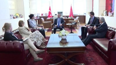 CHP Genel Başkanı Özgür Özel, Finlandiya Büyükelçisi Pirkko Mirjami Hamalainen’i