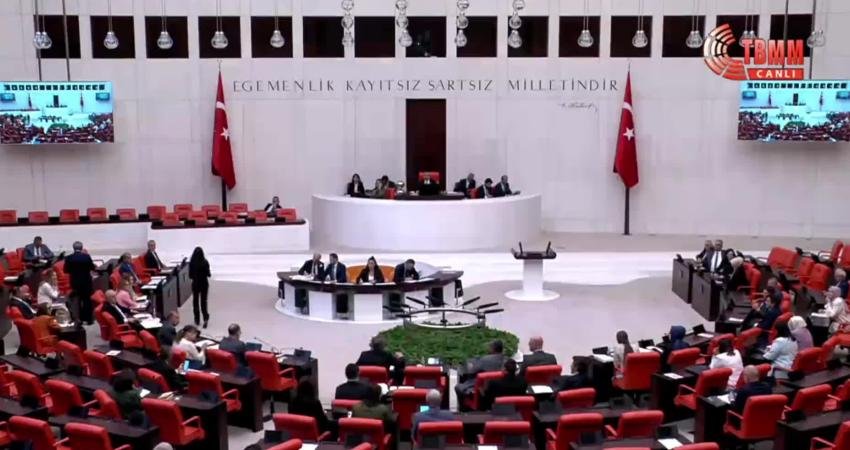 CHP Grup Başkanvekili Murat Emir ve DEM Parti Grup Başkanvekili