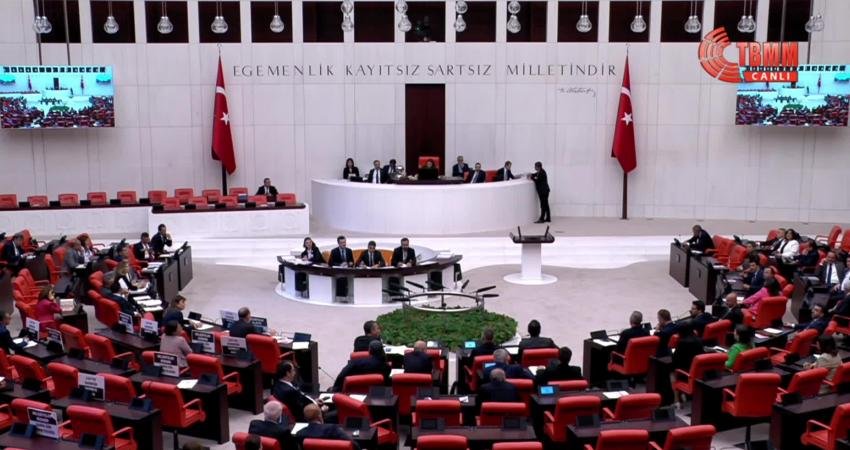 TBMM Genel Kurulu'nda DEM Partililer ile AKP'li milletvekilleri arasında ‘küfür’