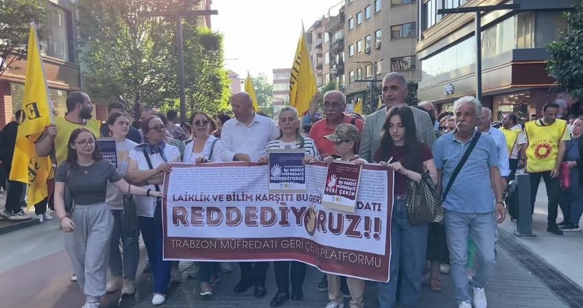 Trabzon Müfredatı Geri Çekin Platformu, Türkiye Yüzyılı Maarif Modeli’ni protesto