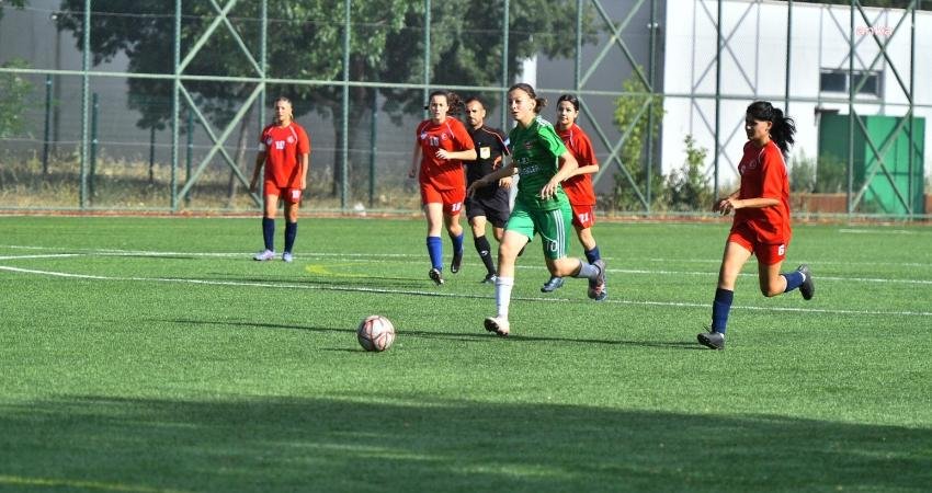 İzmir Büyükşehir Belediyesi ve Türkiye Futbol Federasyonu iş birliği ile