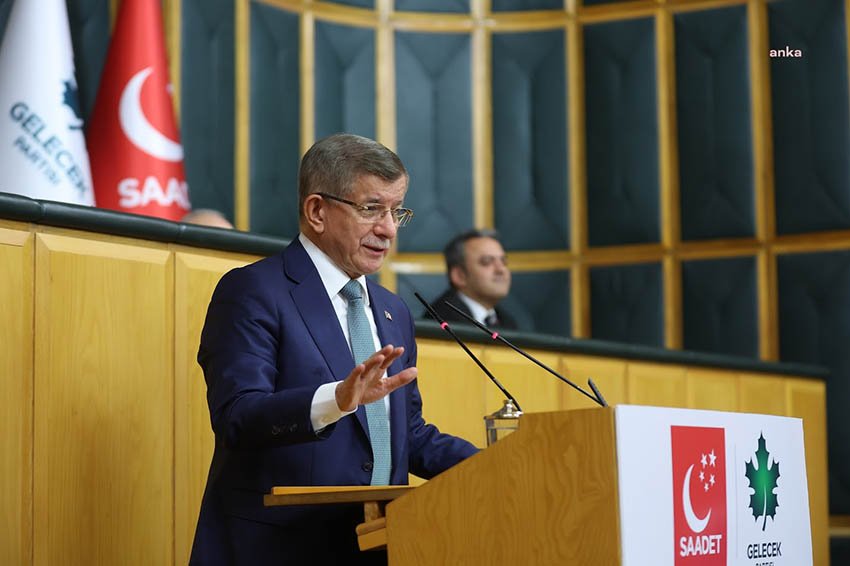 Gelecek Partisi Genel Başkanı Ahmet Davutoğlu, Saadet-Gelecek ortak grup toplantısında
