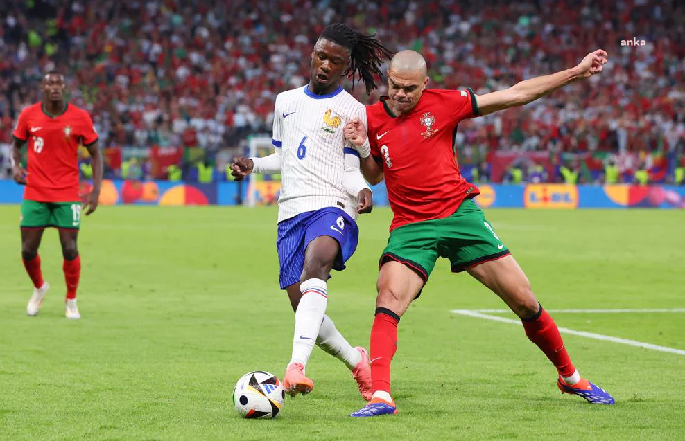 2024-avrupa-futbol-sampiyonasinda-ikinci-yari-finalist-fransa-oldu