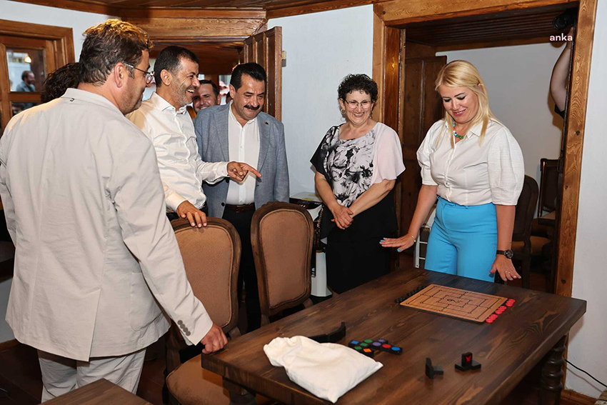 merkezefendi-belediyesi-haci-hizir-salih-efendi-konaginin-acilisini-yapti