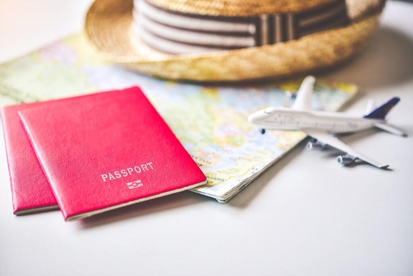 Yurt dışına seyahat ederken unutulmaması gerekenler Yurt dışına seyahat etmek, yeni yerler görmek, farklı kültürleri tanımak