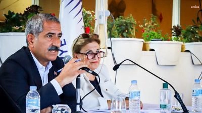 Elektrikli minibüslerin tartışma yarattığı adalardan Heybeliada'da halka açık belediye meclisi