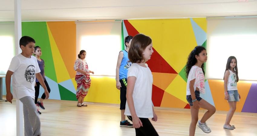 Ataşehir Belediyesi’nin Yaz Sanat Okulu’nun ikinci dönemi başlıyor. Kayıtlar, 29