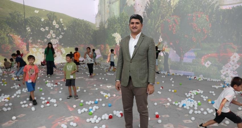 Ataşehir Belediyesi ile Das Das X Media Art Museum iş