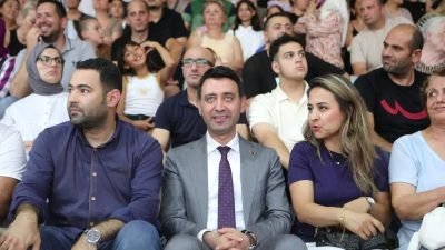 Bayraklı Belediyesinin 13 branşta açtığı yaz spor okulları başladı. Kayıtları