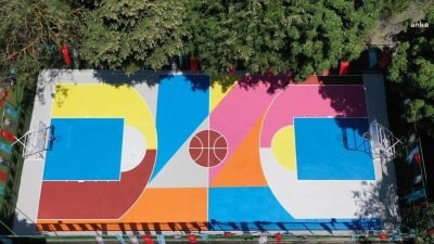 Beşiktaş Belediyesi’ne bağlı Çamlık Parkı’ndaki basketbol sahası profesyonel basketbolcu Sebo