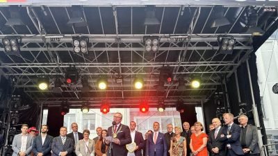 Beylikdüzü Belediye Başkanı Mehmet Murat Çalık, Almanya’nın Paderborn kenti ile
