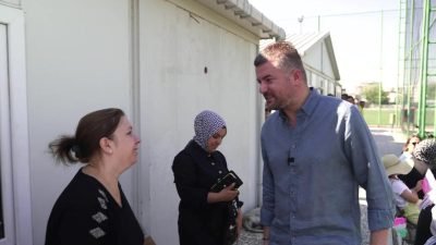 Yenigün Spor Tesisleri’ndeki futbol kurslarını ziyaret eden Buca Belediye Başkanı