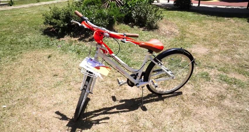 Çekmeköy Belediye Başkanı Orhan Çerkez, Doğa Park’ta milli maçı izlerken