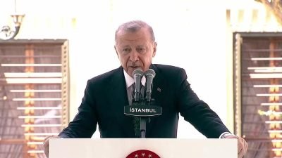 Cumhurbaşkanı Recep Tayyip Erdoğan, restorasyonu tamamlanan Yıldız Sarayı'nın açılışında; "Lafa