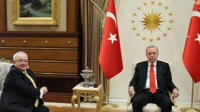 Cumhurbaşkanı Recep Tayyip Erdoğan, İrlanda Meclis Başkanı Sean O Fearghail’i