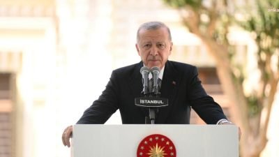 Cumhurbaşkanı Recep Tayyip Erdoğan, KKTC vatandaşı öğrencilerin Türkiye'de okurken katkı