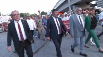Eğitim-İş Sendikası, Öğretmenlik Meslek Kanunu protesto etmek için Meclis Parkı’ndan