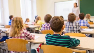 Millî Eğitim Bakanlığının Yeni Yüzyıl Maarif Programı ile eğitim üzerine