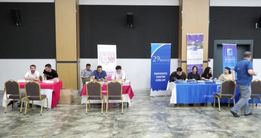 Esenyurt Belediyesi, Yükseköğretim Kurumları Sınavı (YKS) sonrası tercih dönemindeki öğrencilere