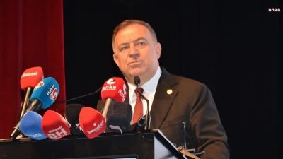 CHP Genel Başkanı Gökan Zeybek, üniversite öğrencisi adaylarının YSK tercihleri