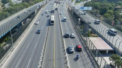 İstanbul Büyükşehir Belediyesi (İBB) okulların tatile girmesiyle köprü ve yollarda
