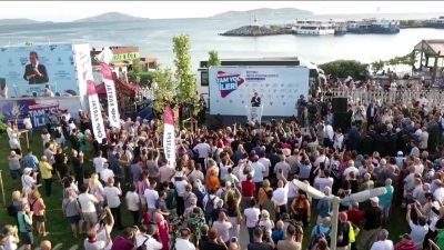 İBB Başkanı Ekrem İmamoğlu, Kadıköy ve Maltepe ilçelerinin tam sınırında