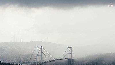 İBB Afet Koordinasyon Merkezi (AKOM) İstanbul için yağış uyarısını yeniledi.