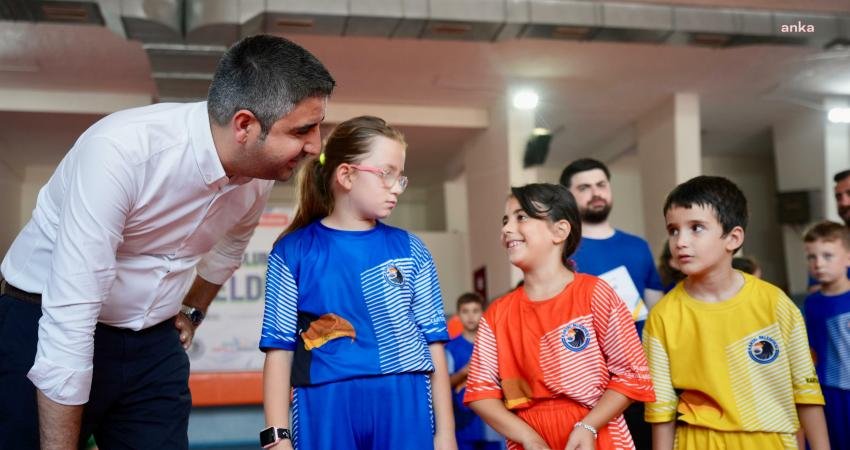 Kartal Belediyesi tarafından düzenlenen ve ilçedeki çocukların yaz tatilinde spor